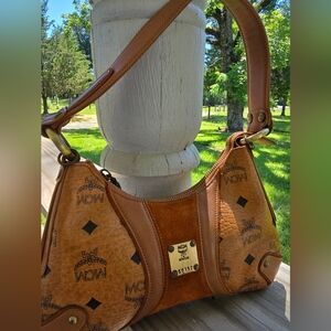 MCM small cognac shoulder bag🎉